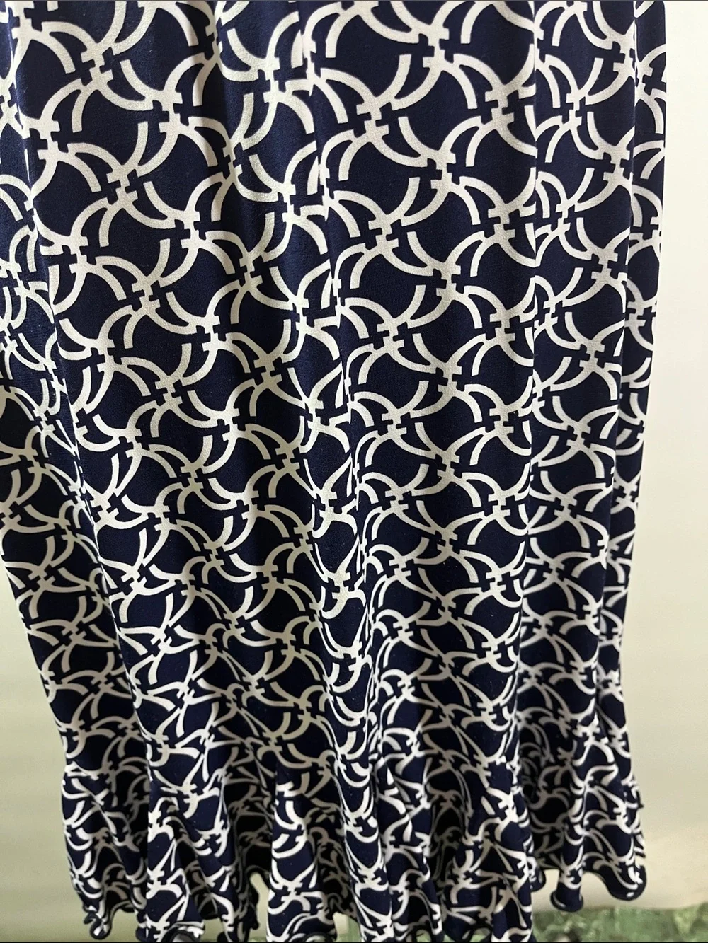Scarlett Women Dress Navy & White Geometric V-Neck Midi Size 10. - Picture 7 of 9
